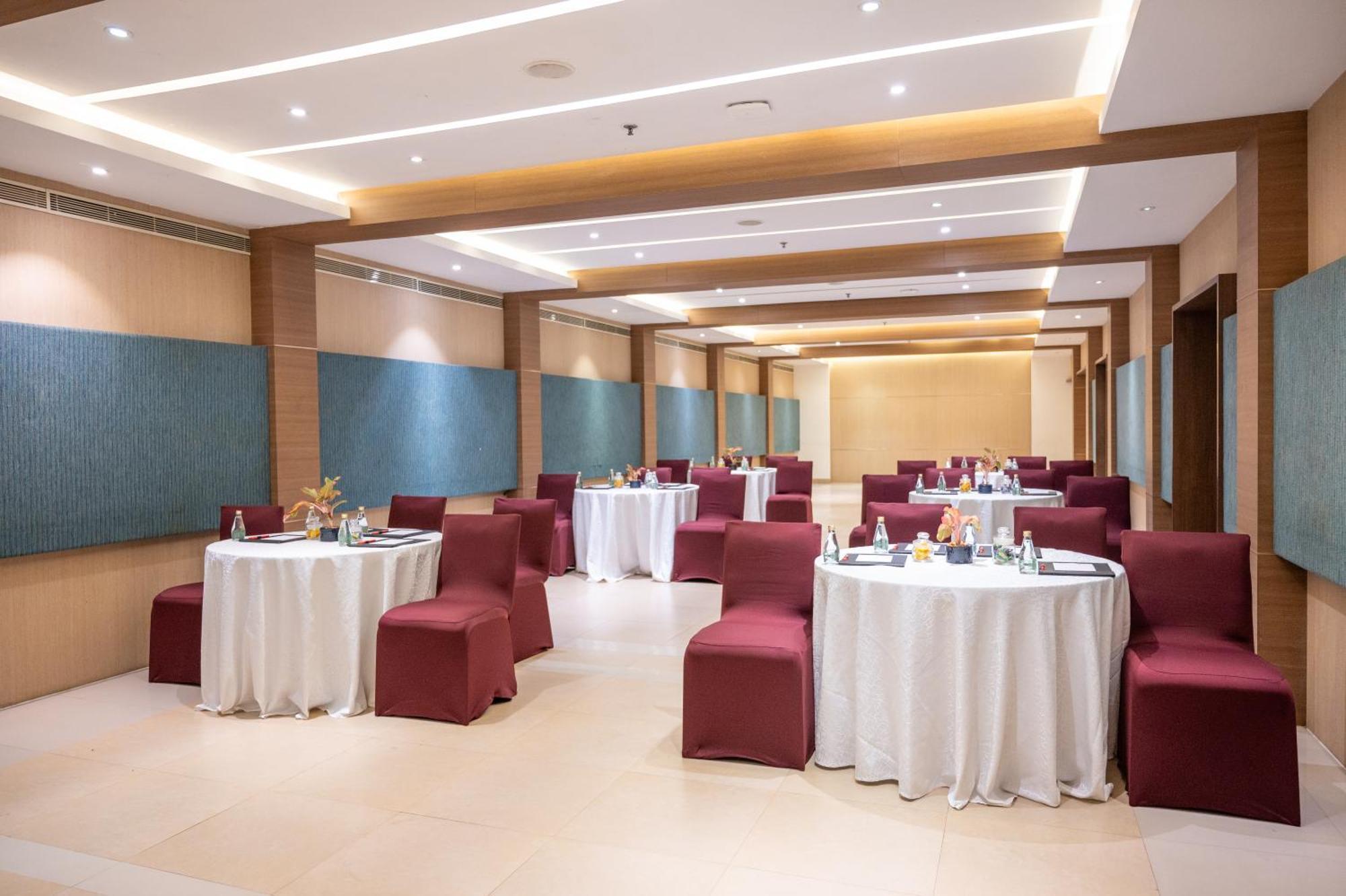 Grand Kakinada By Grt Hotels Exterior foto